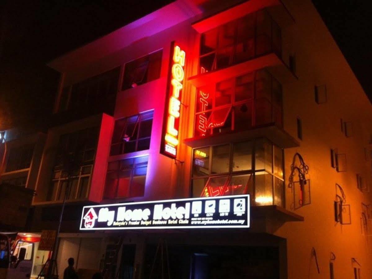 Oyo 996 My Home Hotel Cheras Selatan 外观 照片